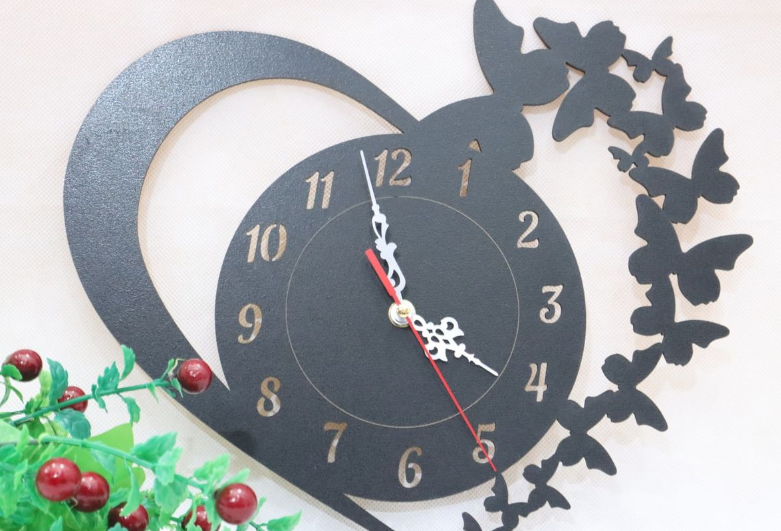 Heart with butterflies clock