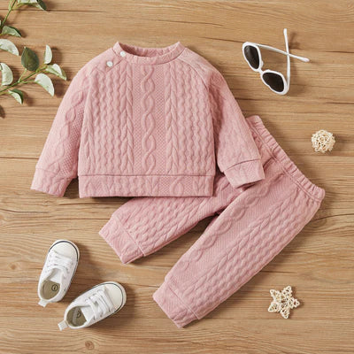 2pcs Baby Boy/Girl Solid Knitting Set